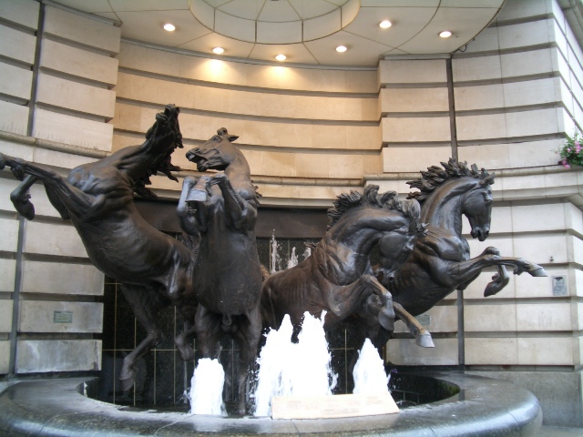 Horses at Piccadilly Circus